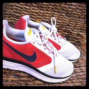 Nike Zoom Vomero 8 LiveStrong Edition